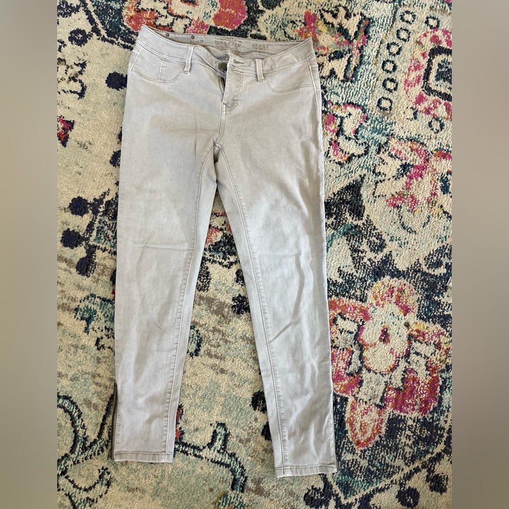 Taupe Buckle Black Jeans 27x27